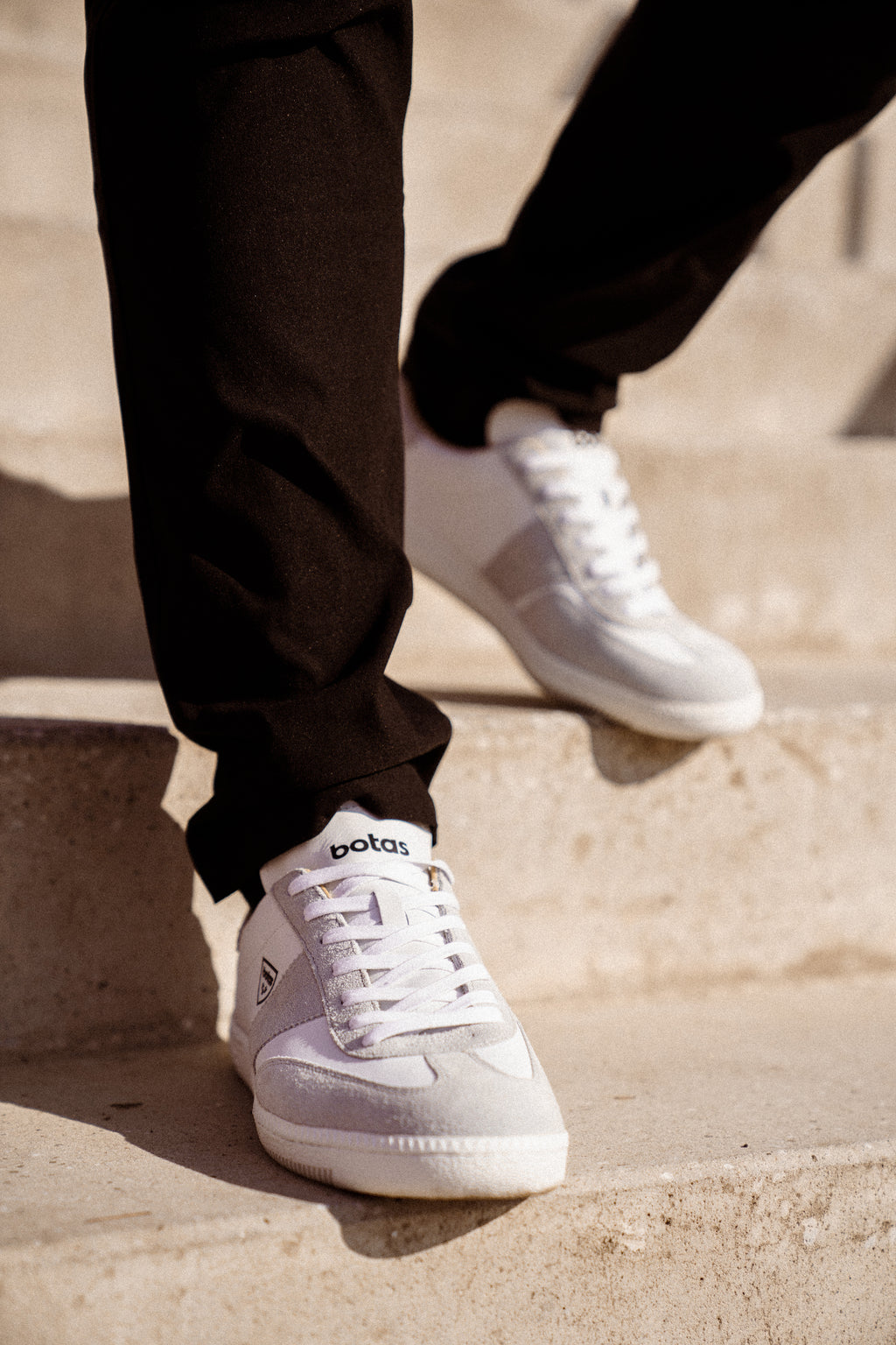 Iconic White