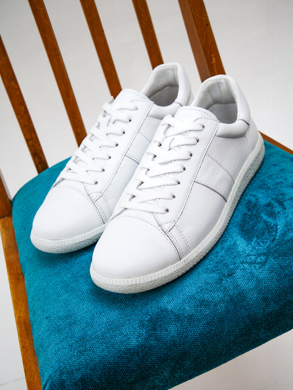 Baťasky 2025 White