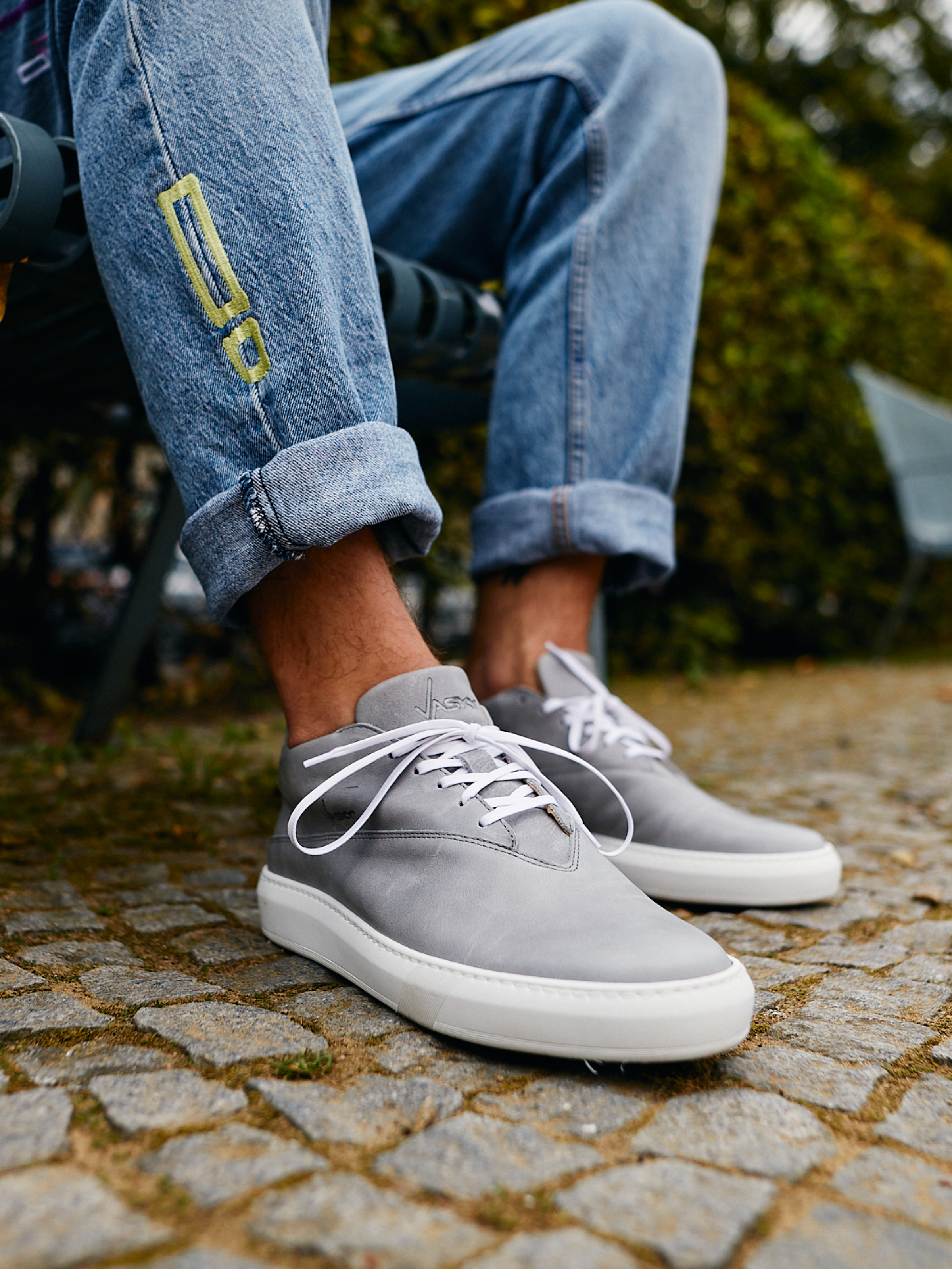 Veny Grey
