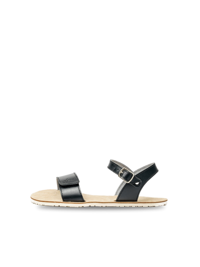 Barefoot Berry Black
