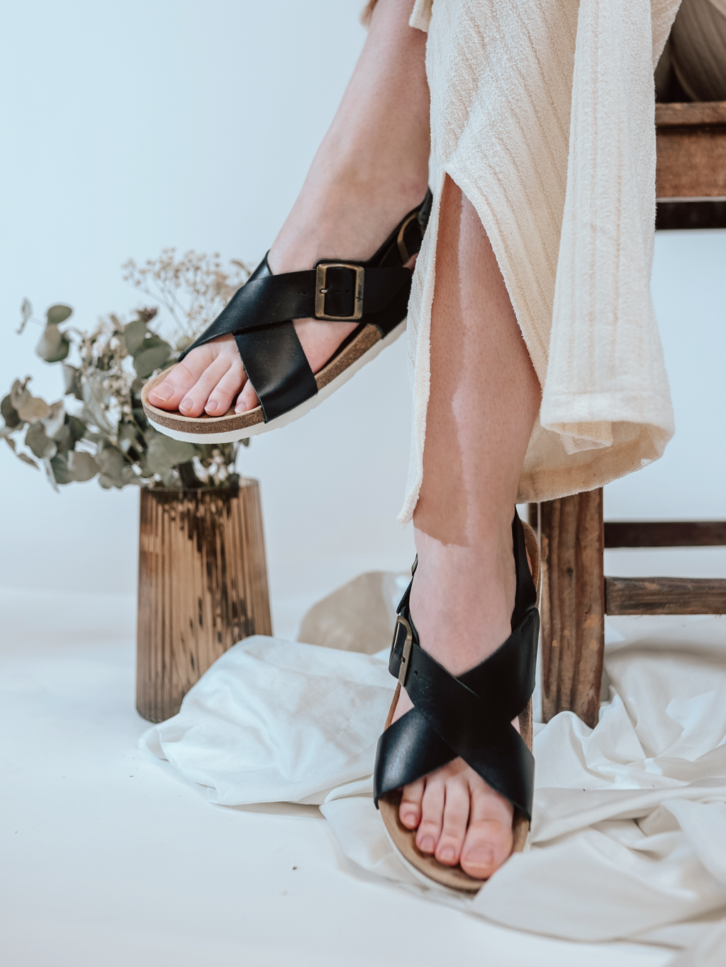 Cross Black