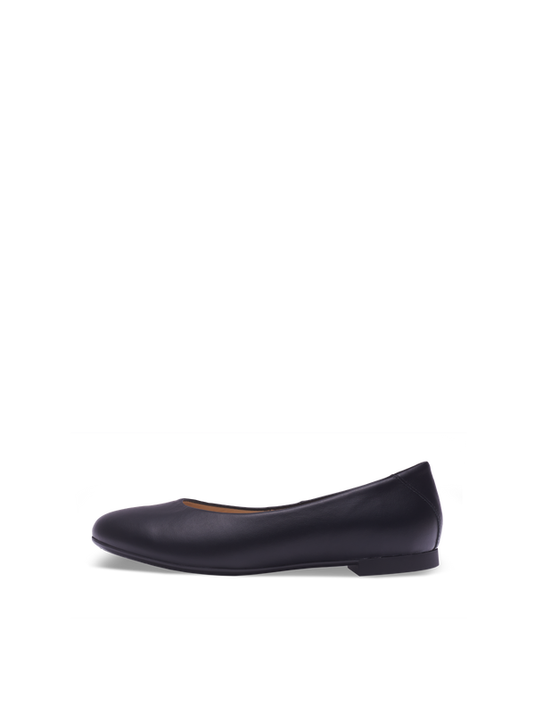 Misty Black